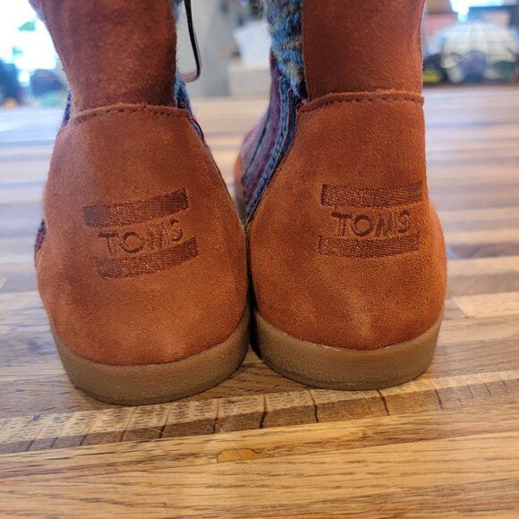 NWOT Tom's Nepal Aztec Fleece Lined Tribal Print Boots - Picture 7 of 13
